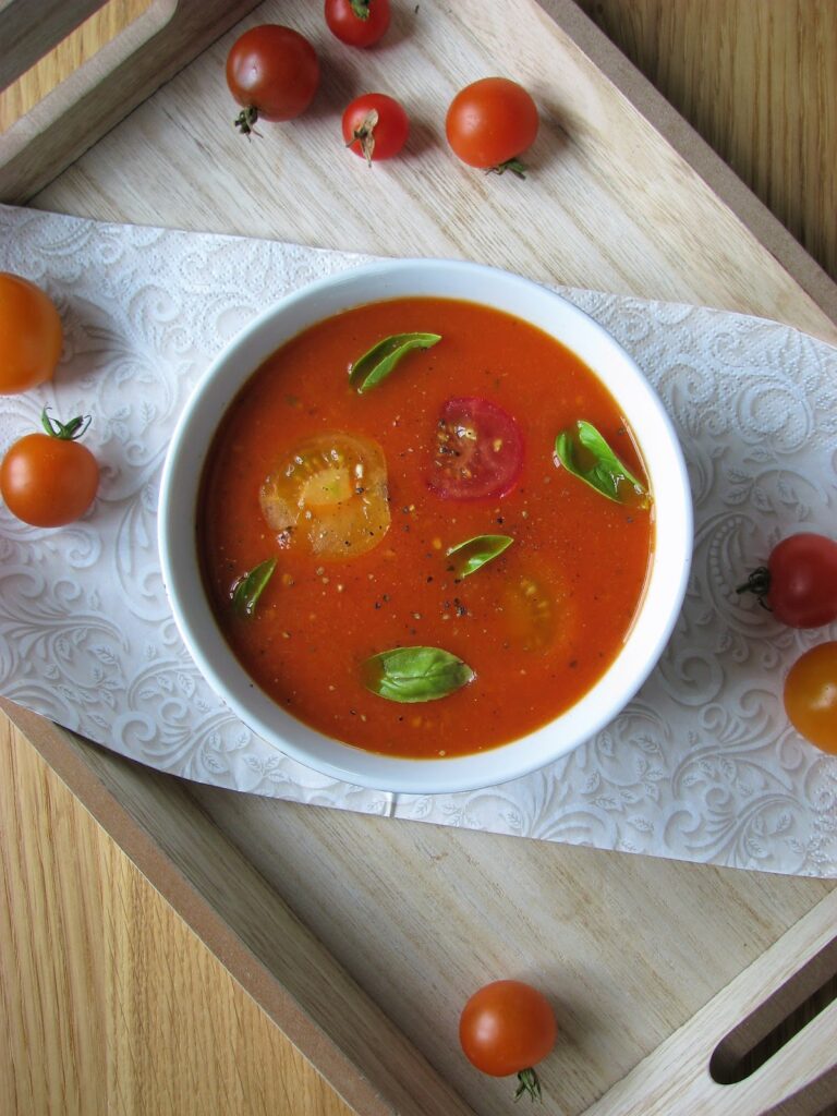 krem, zupa, na bulionie, pomidorowa, bazylia, 